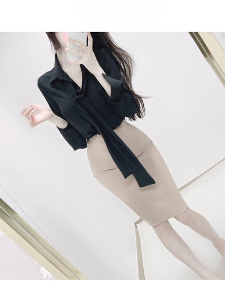 Elegant and Simple High-Waisted Bodycon Slit Midi Skirt